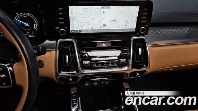Kia Sorento 2022 — Фото 13/20