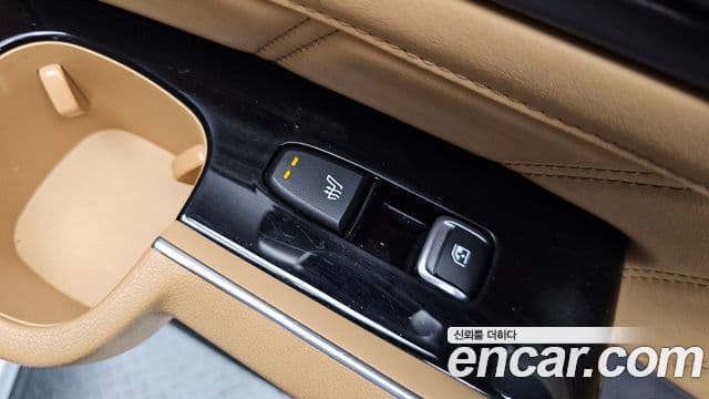 Kia Sorento 2022 — Фото 18/20