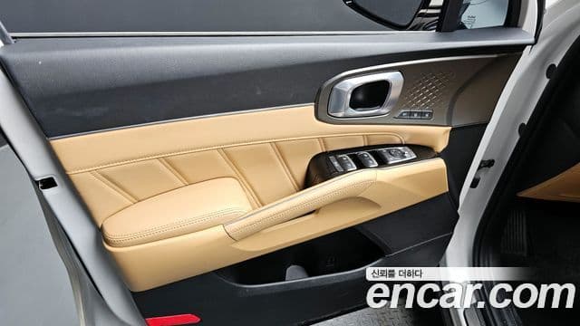 Kia Sorento 2022 — Şəkil 36/38
