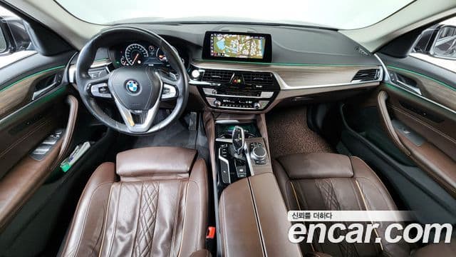 BMW 5 Series 2019 — Şəkil 7/20