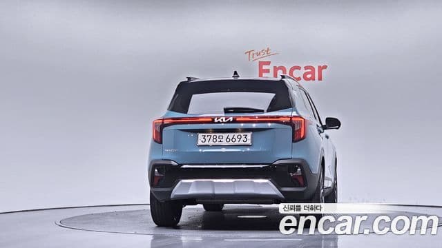 Kia Seltos 2024 — ფოტო 4/20