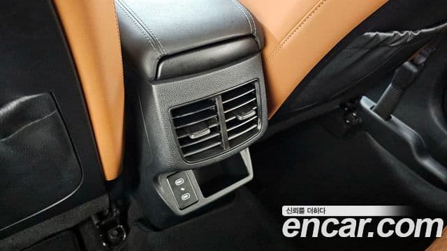 Kia Seltos 2024 — ფოტო 18/20