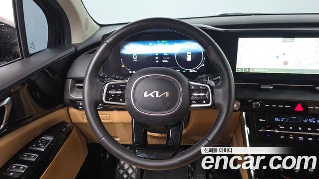 Kia Carnival 2023 — Şəkil 17/20