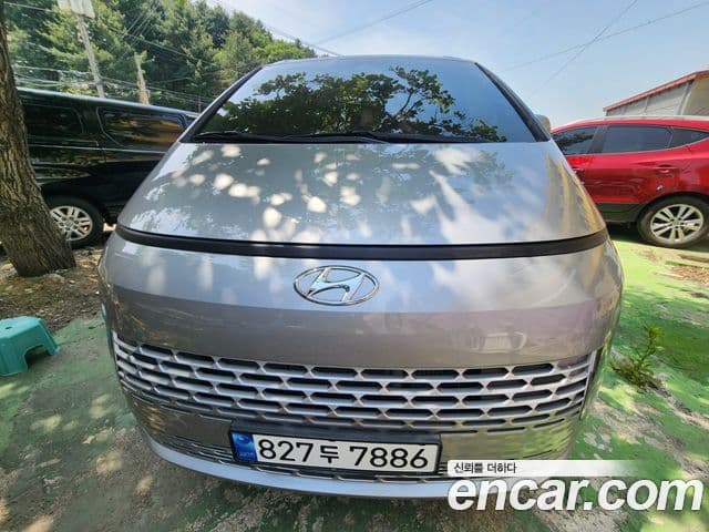 Hyundai Staria 2023 — Фото 13/13