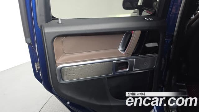 Mercedes-Benz G-Class 2024 — Photo 20/33