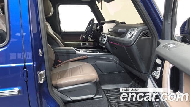 Mercedes-Benz G-Class 2024 — Photo 13/33