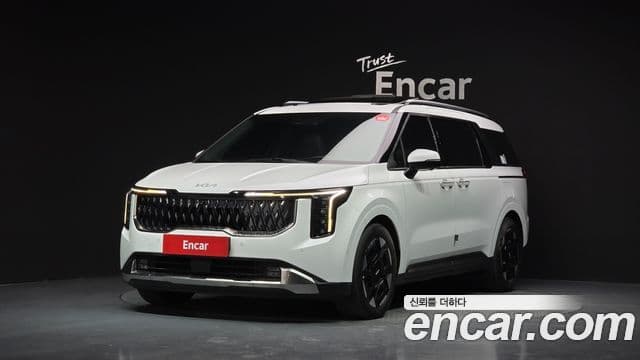 Kia Carnival 2024 — Фото 1/20