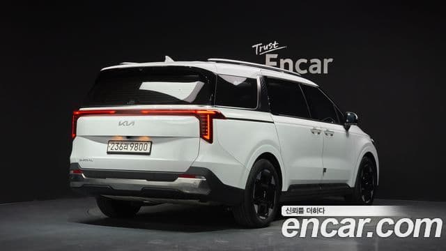 Kia Carnival 2024 — Фото 2/20