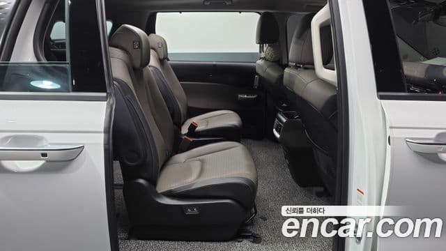 Kia Carnival 2024 — Фото 11/20