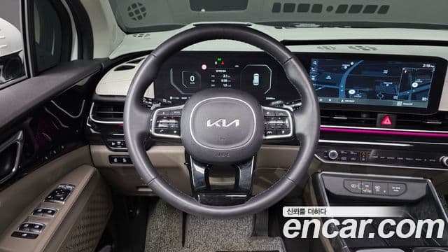 Kia Carnival 2024 — Фото 13/20