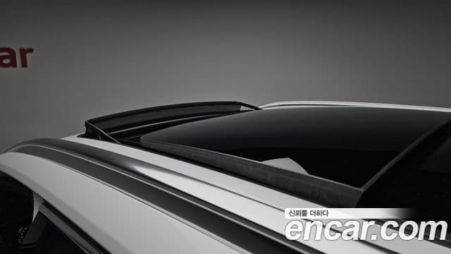 Volvo XC90 2018 — Фото 16/20