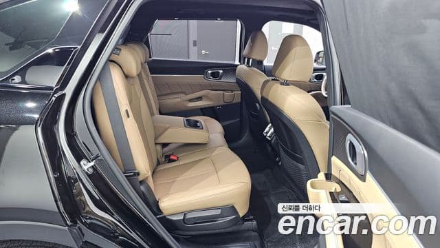 Kia Sorento 2024 — Şəkil 12/20
