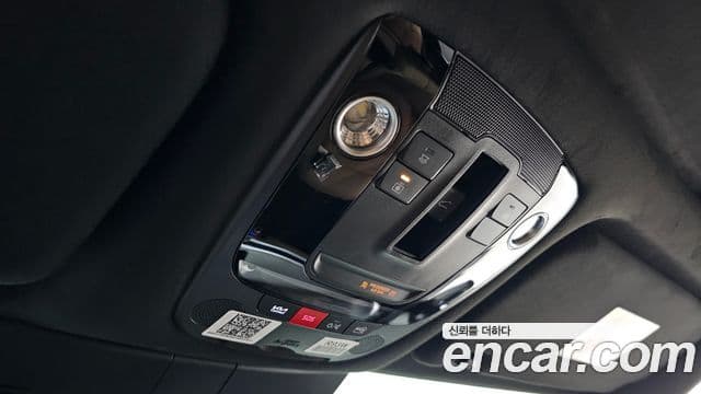 Kia Sorento 2024 — Şəkil 17/20