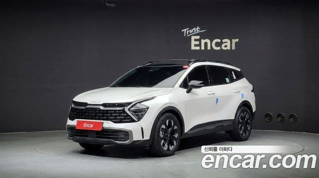 Kia Sportage 2023 — Фото 1/20