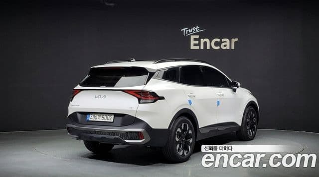 Kia Sportage 2023 — Фото 2/20