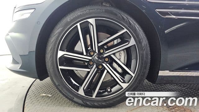 Genesis Electrified G80 2025 — Şəkil 5/20