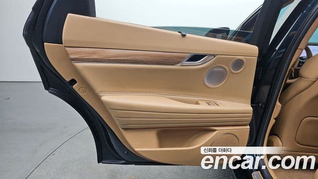 Genesis G80 2025 — Photo 38/38