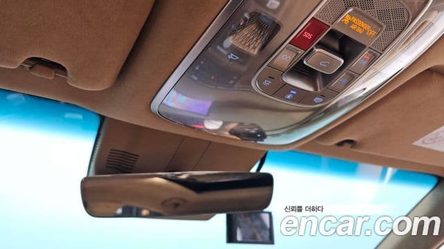 Genesis G80 2025 — Photo 34/38