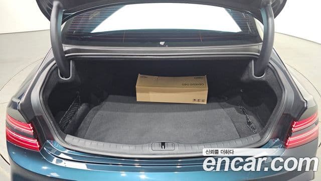 Genesis G80 2025 — Photo 23/38
