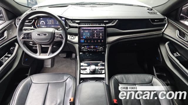 Jeep Grand Cherokee 2022 — Şəkil 10/20