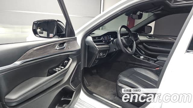 Jeep Grand Cherokee 2022 — Şəkil 8/20