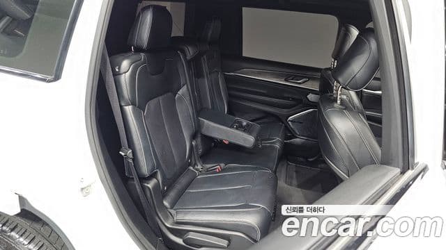 Jeep Grand Cherokee 2022 — Şəkil 12/20
