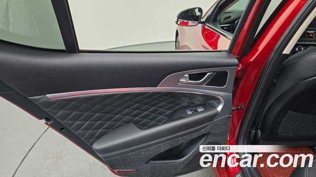 Genesis G70 2021 — ფოტო 20/35