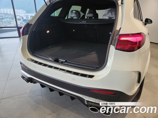 Mercedes-Benz GLC-Class 2025 — ფოტო 8/20