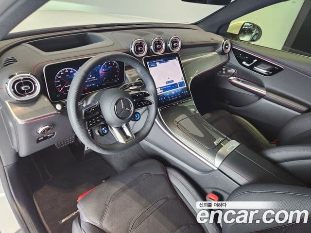 Mercedes-Benz GLC-Class 2025 — ფოტო 15/20
