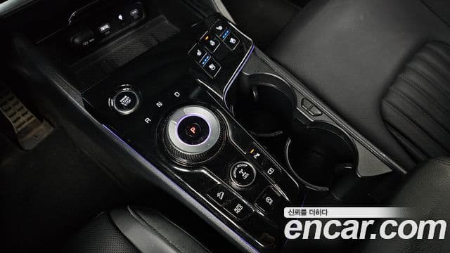 Kia Sportage 2024 — ფოტო 9/20