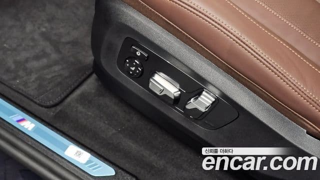 BMW X5 2025 — Photo 11/31