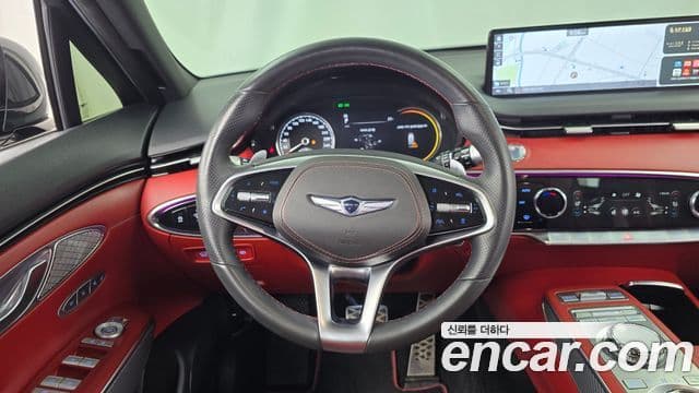 Genesis GV70 2021 — ფოტო 13/20