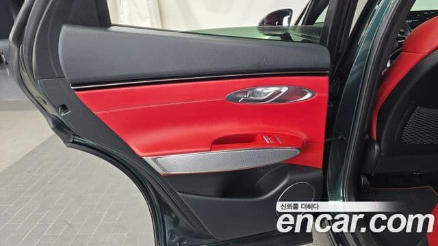 Genesis GV70 2021 — Şəkil 7/31