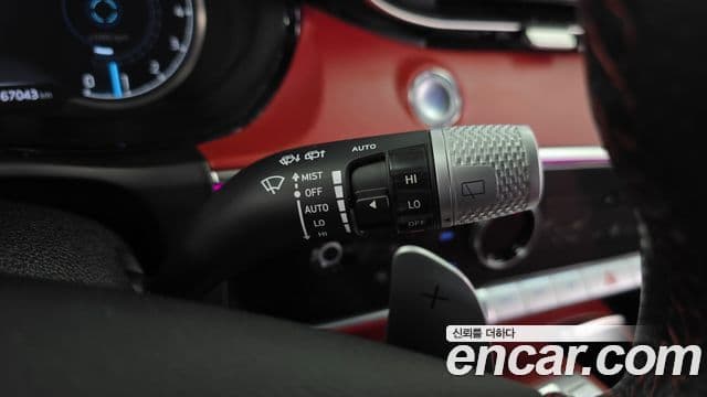Genesis GV70 2021 — Şəkil 23/31