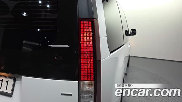 Hyundai Staria 2022 — Şəkil 17/31