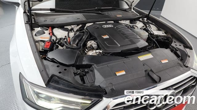 Audi A6 2020 — ფოტო 6/20