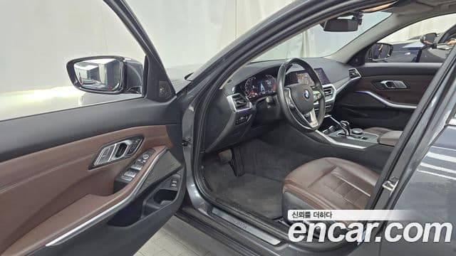 BMW 3 Series 2020 — ფოტო 10/20