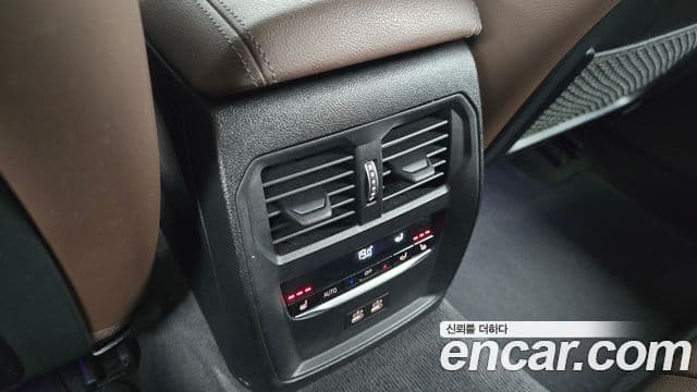 BMW 3 Series 2020 — Şəkil 18/20