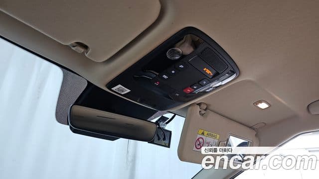 Kia Carnival 2022 — Şəkil 16/20