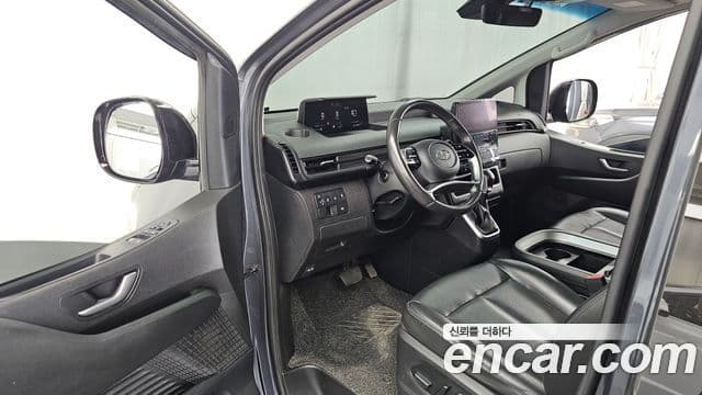 Hyundai Staria 2021 — Фото 10/20