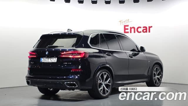 BMW X5 2021 — ფოტო 2/20