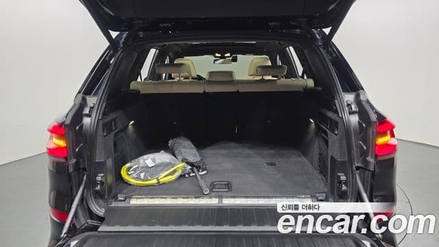 BMW X5 2021 — ფოტო 19/20