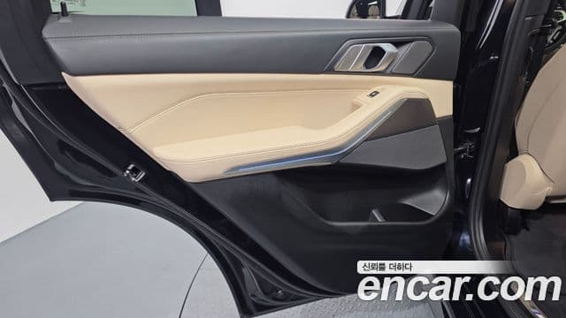 BMW X5 2021 — Photo 3/33
