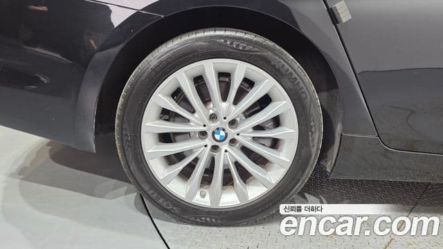 BMW 5 Series 2020 — Фото 5/20