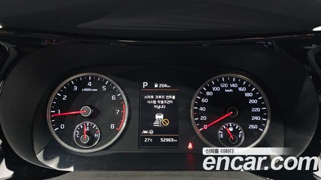 Kia K5 2021 — ფოტო 8/20