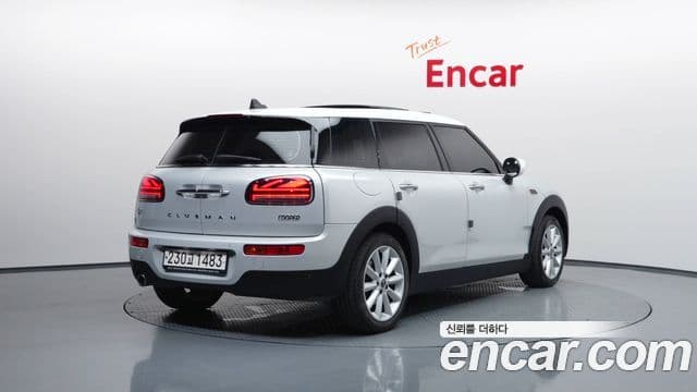 Mini Cooper Clubman 2021 — ფოტო 1/20
