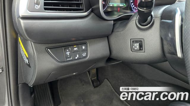 Genesis G70 2019 — ფოტო 27/31