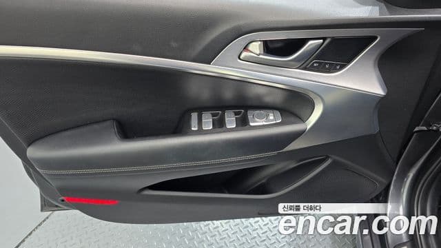 Genesis G70 2019 — ფოტო 6/31