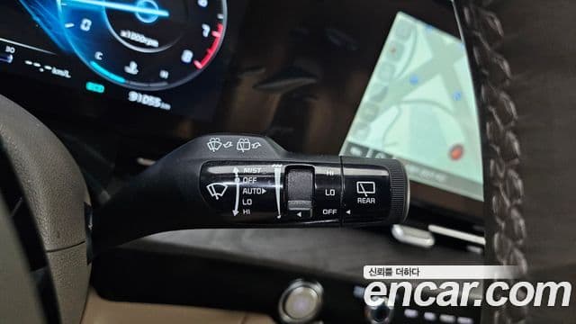 Kia Carnival 2022 — ფოტო 17/20
