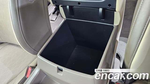 Kia Carnival 2022 — Photo 9/30